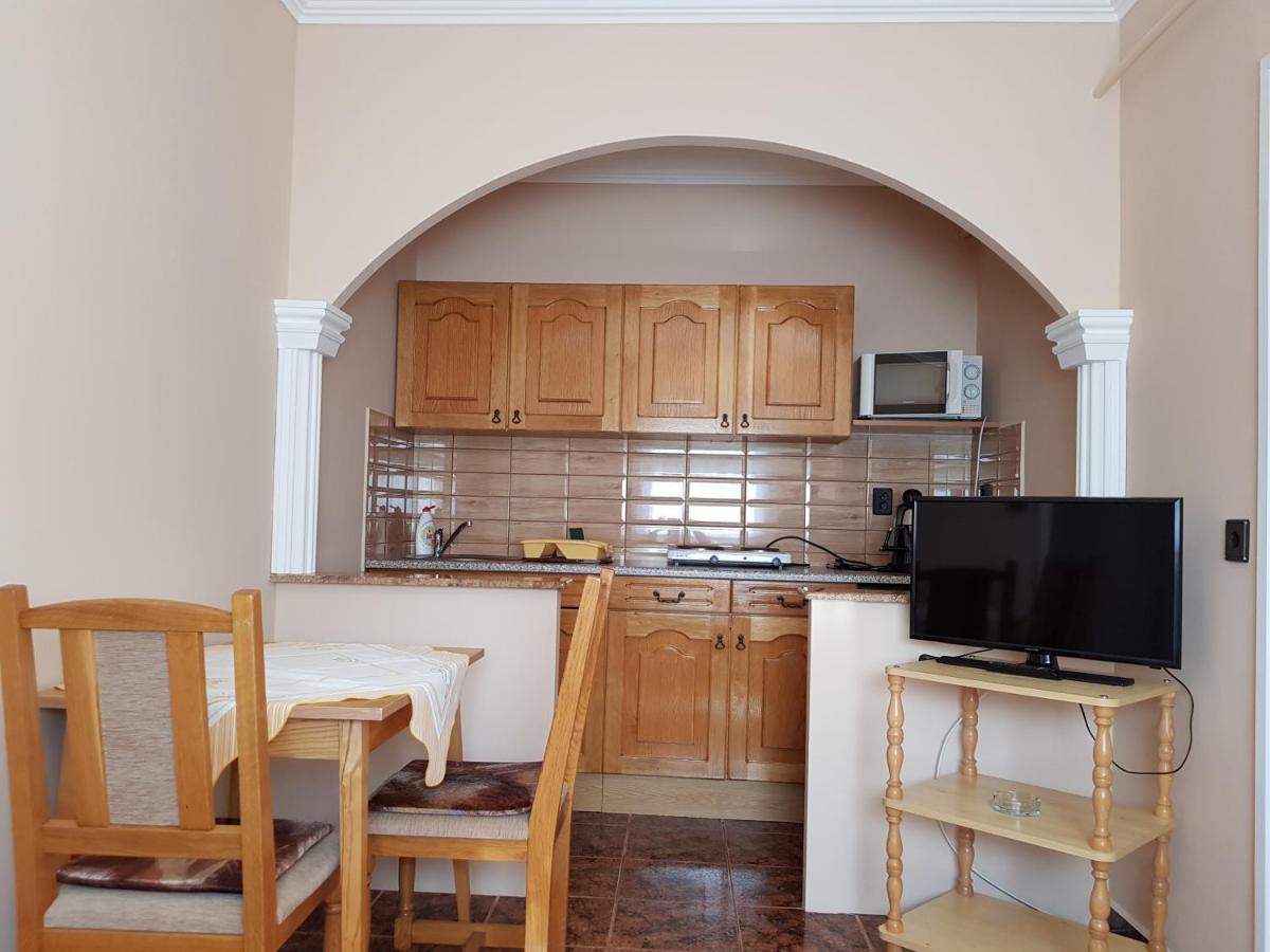 דירות זלקרוס Henrietta Apartmanhaz מראה חיצוני תמונה